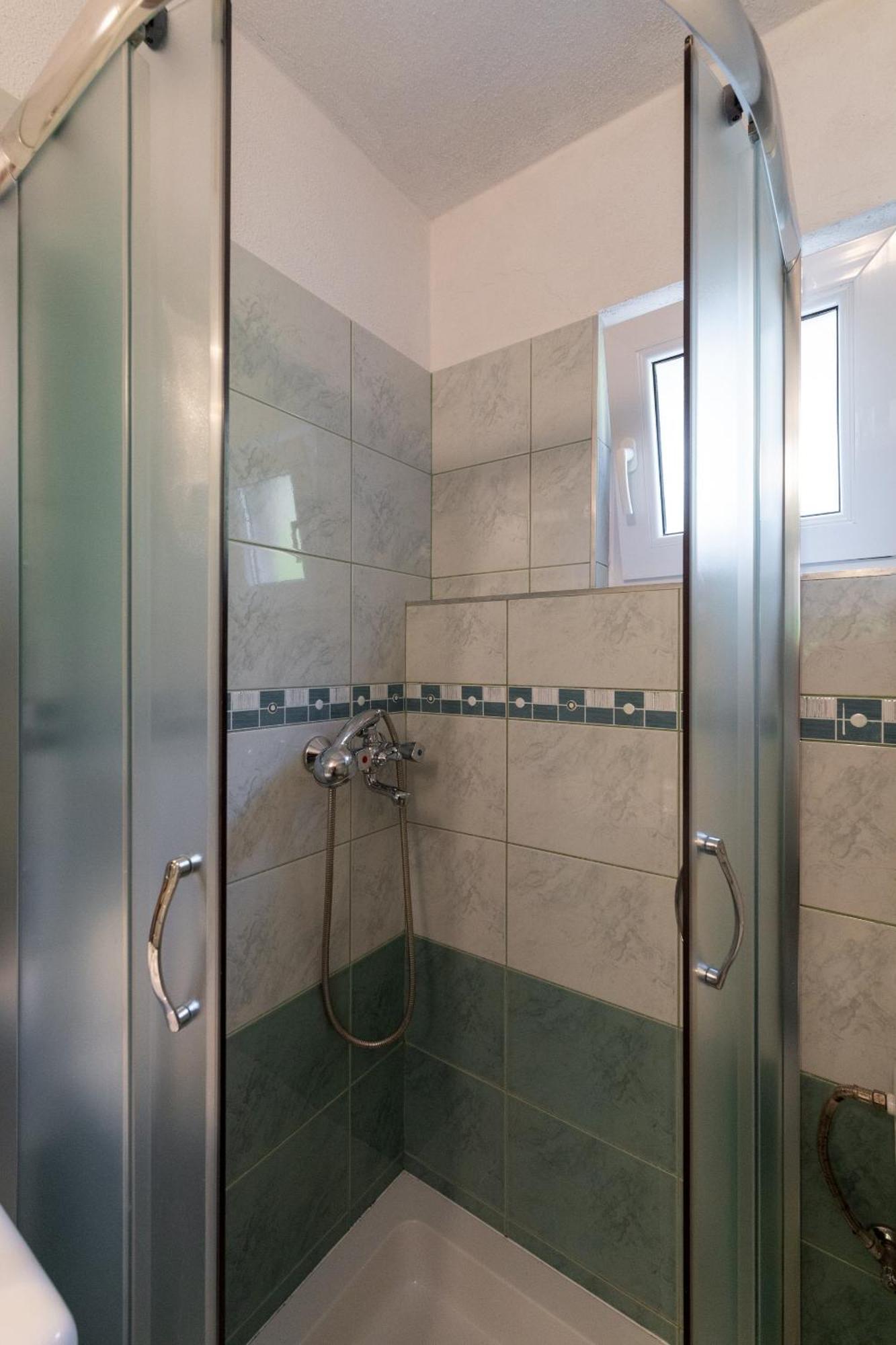 Apartments By The Sea Mudri Dolac, Hvar - 582 Vrboska Room photo