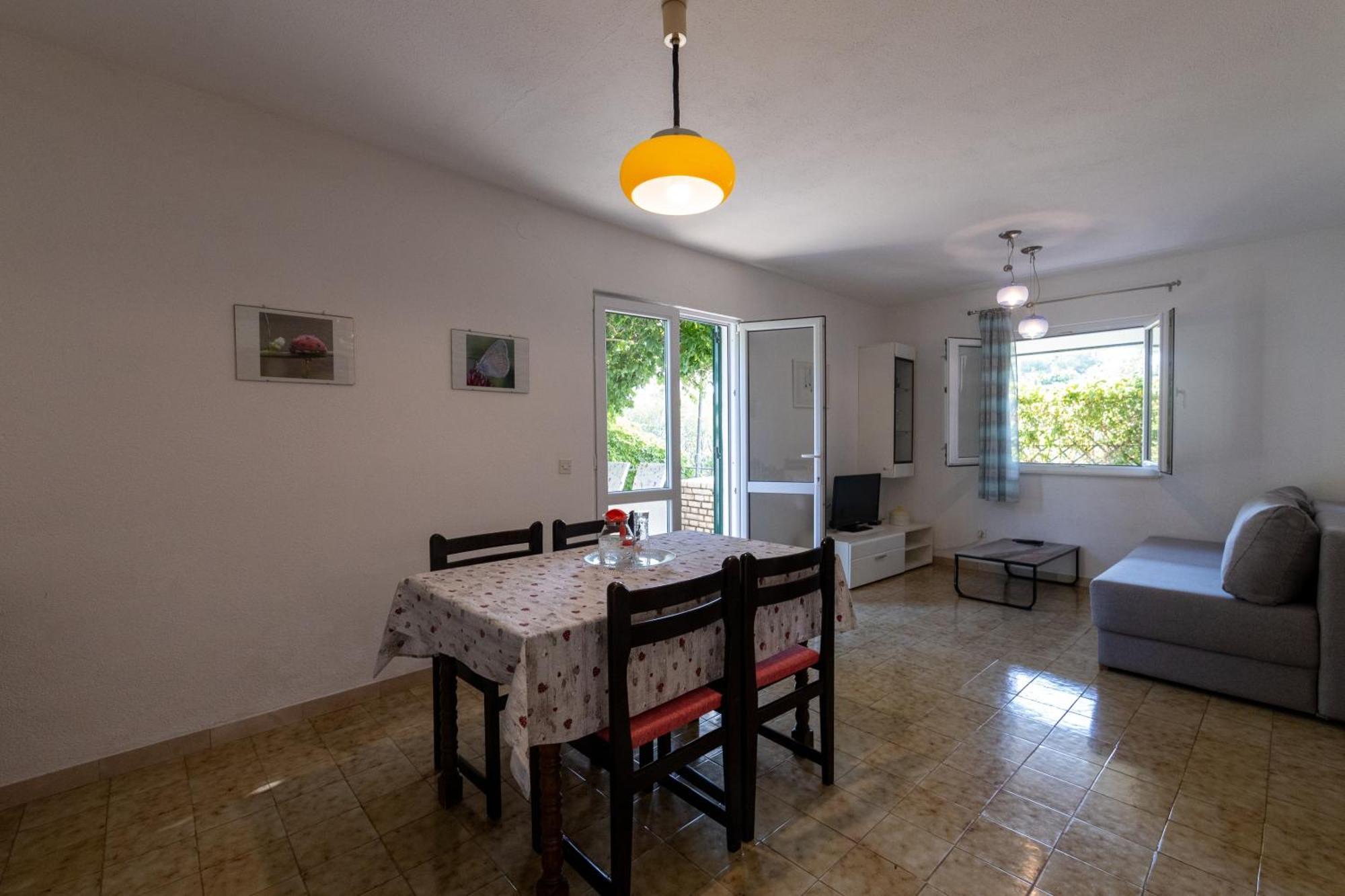 Apartments By The Sea Mudri Dolac, Hvar - 582 Vrboska Exterior photo